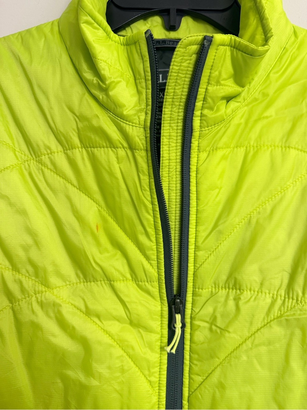 L.L.Bean Women’s Quilted Vest XL Lime Green Neon Full Zip - Picture 5 of 8